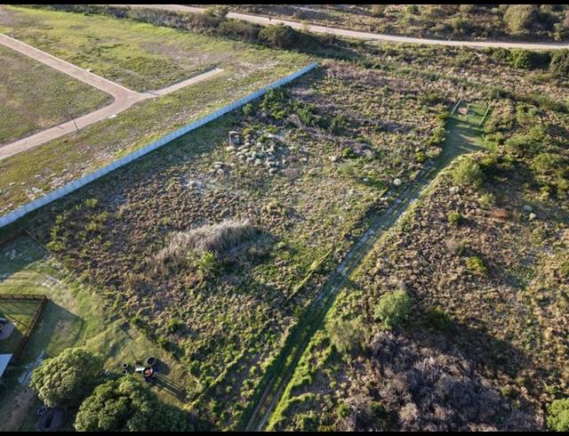 LAND FOR SALE IN ALBERTINIA